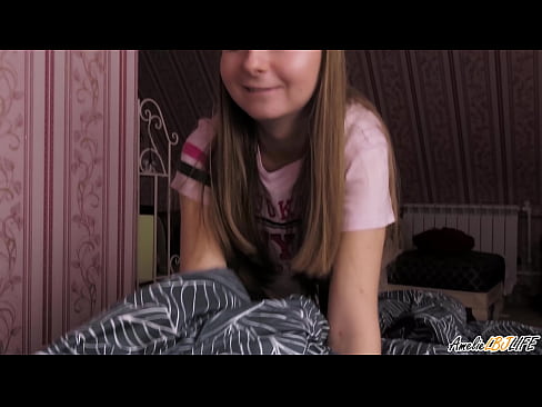❤️ Blondie BFF-ya xwe bi kûr dimije û di devê xwe de diqelişe ❤️❌ Vîdyoyê qijk li porno ku.high-pass.ru ❌️
